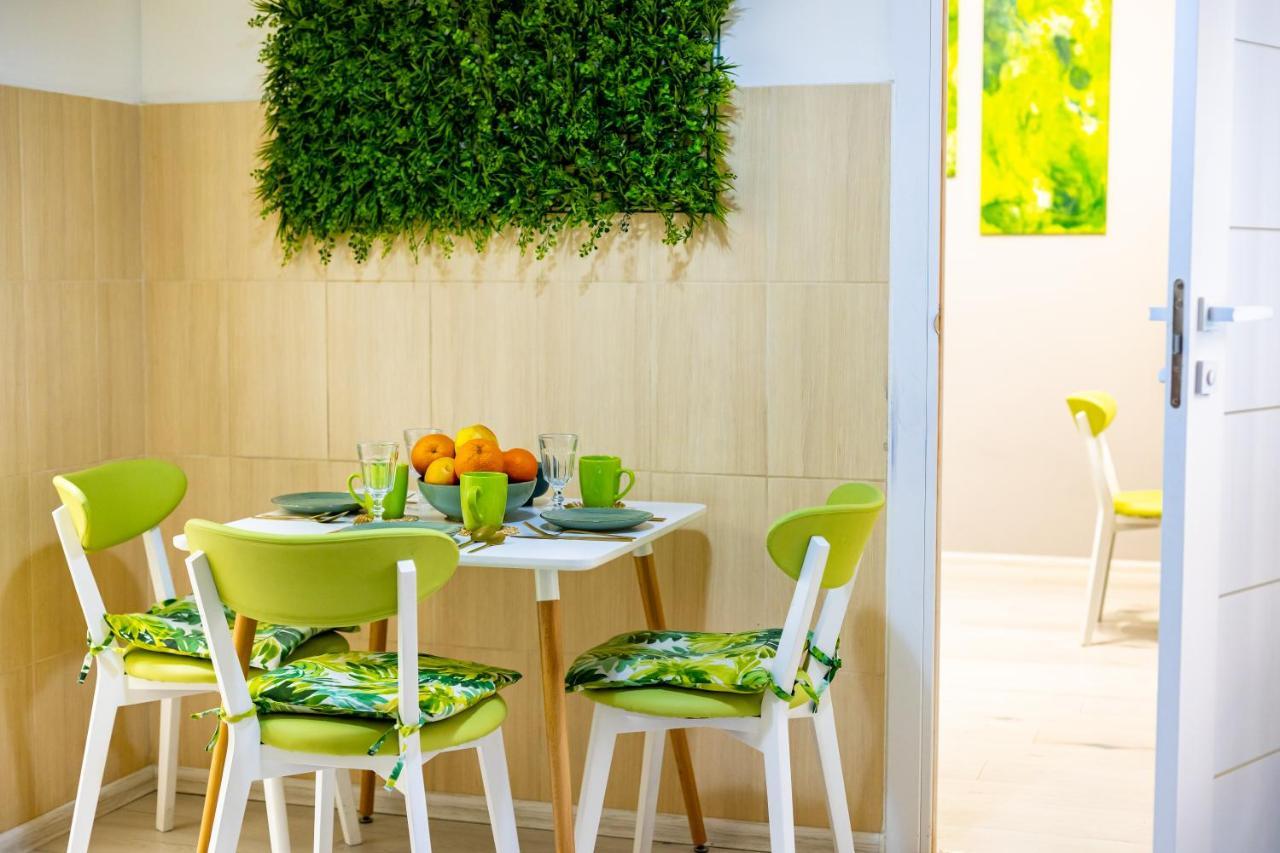 Bv Apartments Green Λβιβ Εξωτερικό φωτογραφία